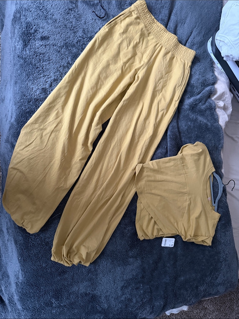 FP Movement by Free People Crossover set in Dried Palm Bronze XS NWT - Picture 6 of 8